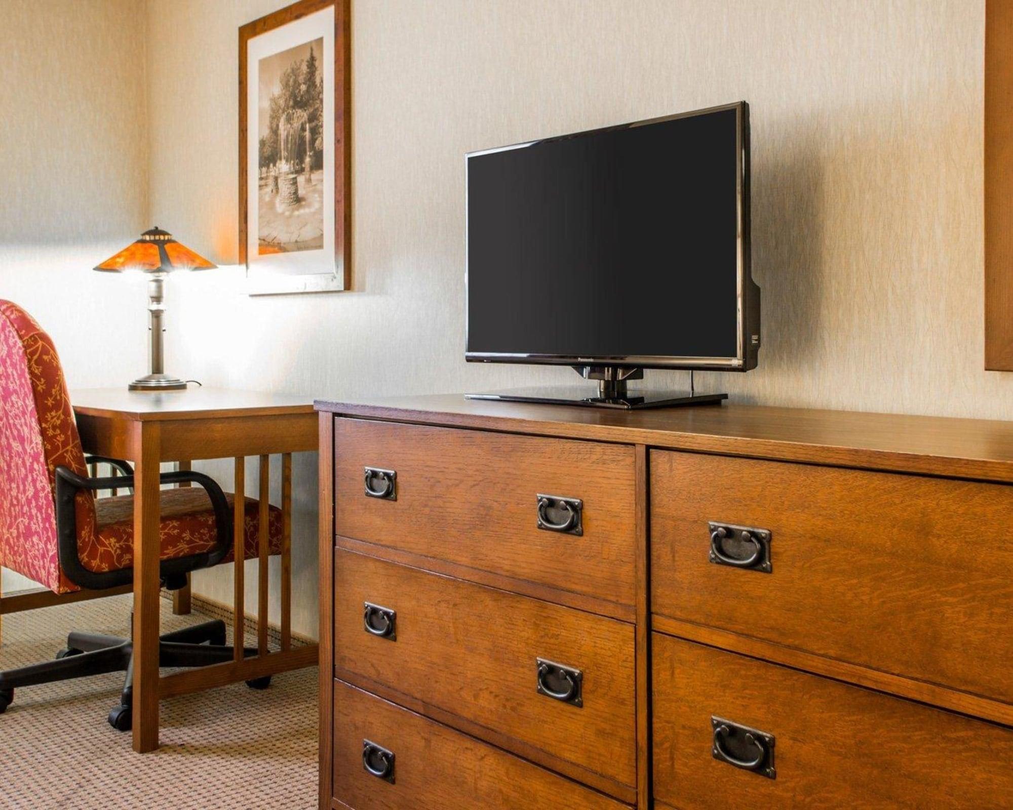 Quality Inn Ironwood Buitenkant foto
