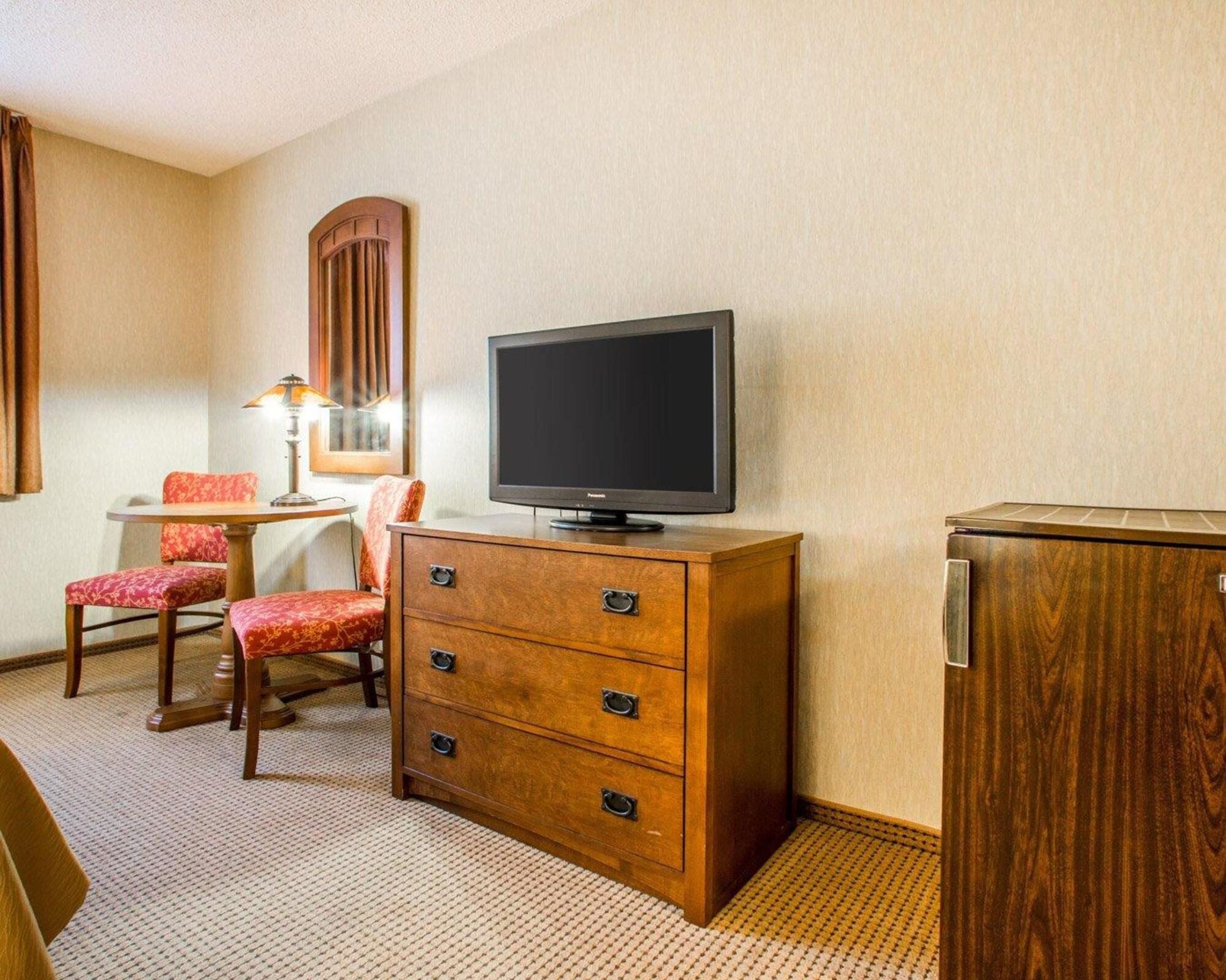 Quality Inn Ironwood Buitenkant foto