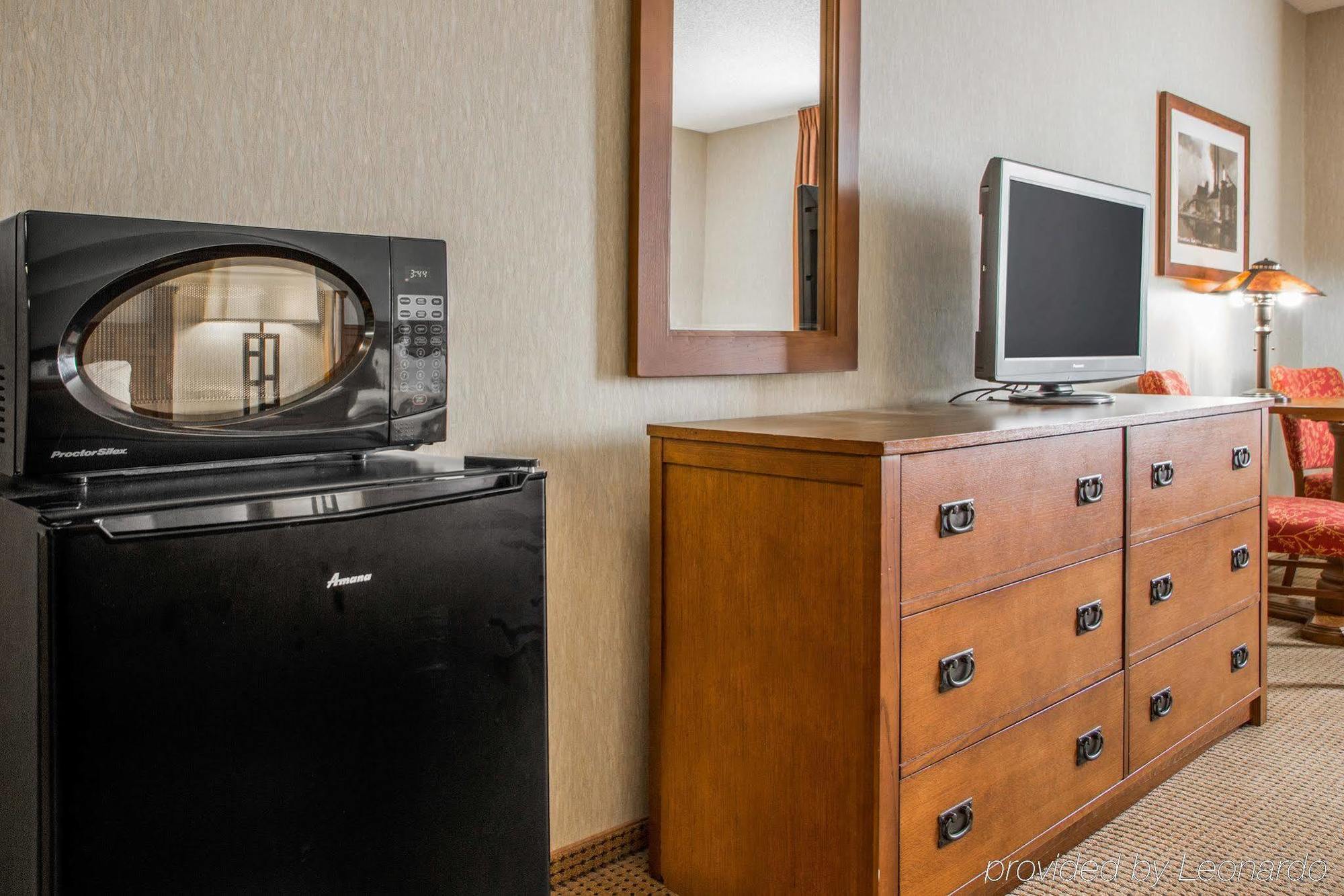 Quality Inn Ironwood Buitenkant foto